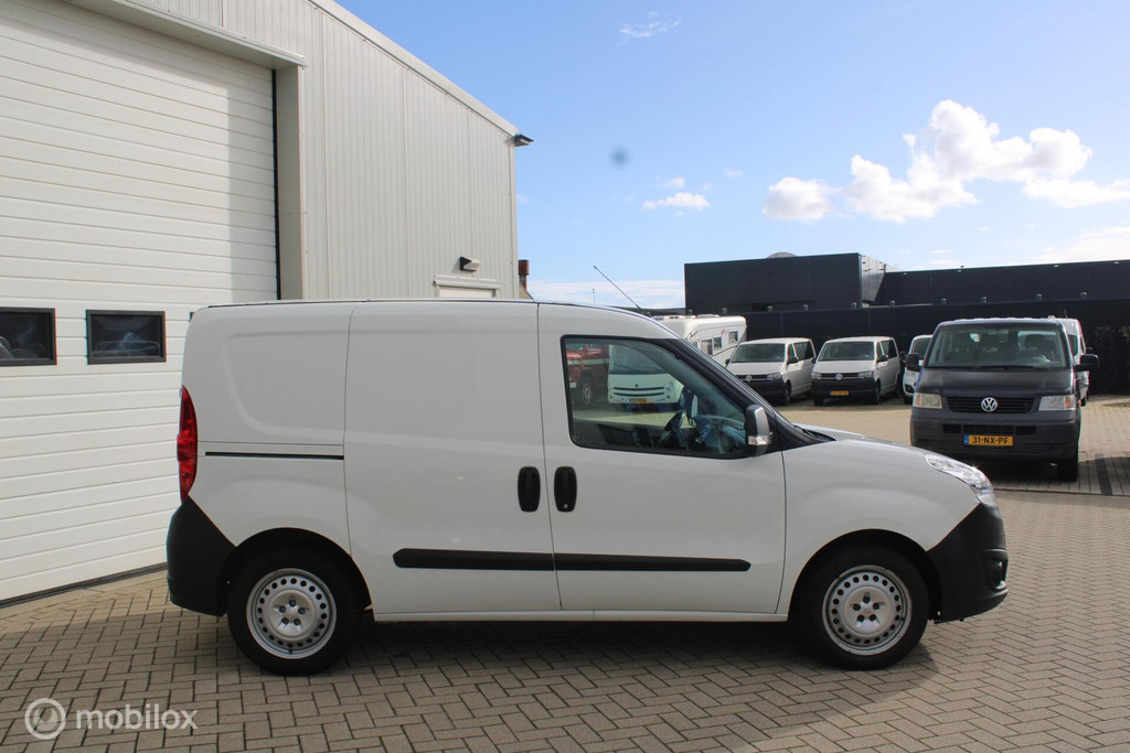 Opel Combo 1.4 Benzine, L1H1/NAP/Nieuwe Apk/NAP/PDC 57311923-0.jpg | Henk Geleijnse auto's